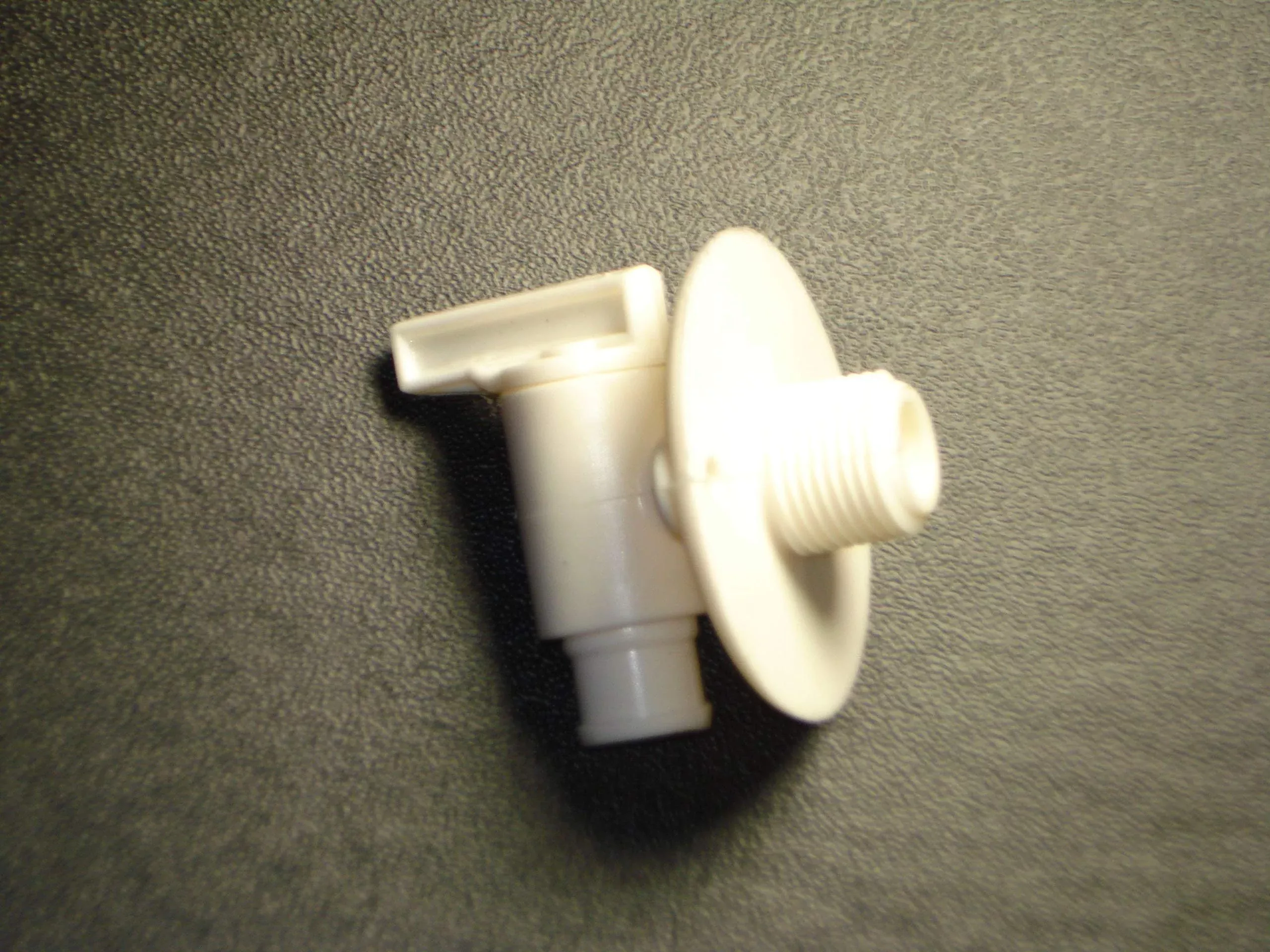 Petersn Mold Peterson Molding 18957Cw Bulk Drain Valve