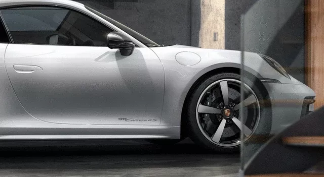 Porsche Model Designation On Doors Silver - 99204482015V04 - 992 18-2399204482015V04