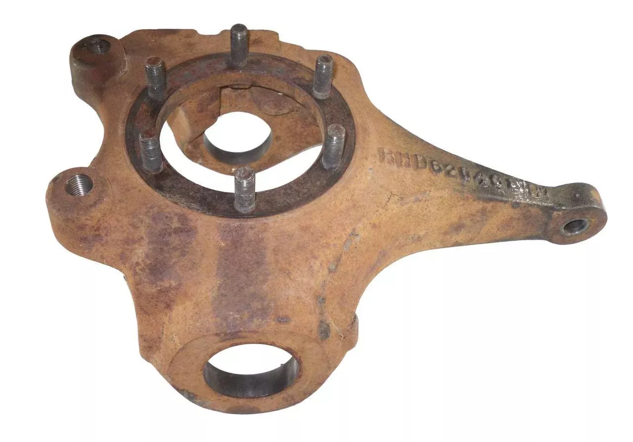 QU11366U USED Right Steering Knuckle for 1980-1990 Dodge W250